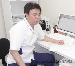 一宮皮フ科の院長先生の写真