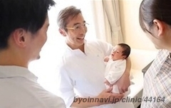 中部産婦人科医院の中部健院長先生の写真