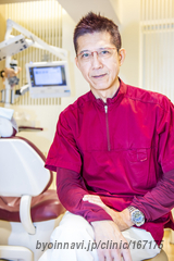 小川歯科の院長先生の写真