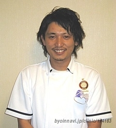 シン歯科の武藤慎吾院長先生の写真