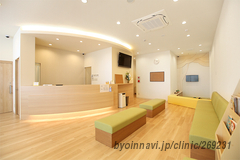 むらかみ耳鼻咽喉科クリニックの外観/院内の写真