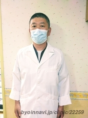 さの歯科の佐野秀明院長先生の写真