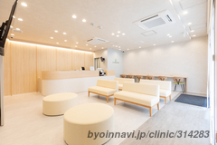 よしかわ内科・外科の外観/院内の写真