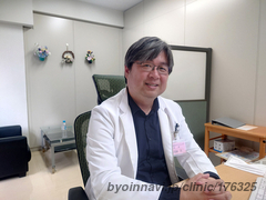 青山会関内クリニックの小田桐元院長先生の写真