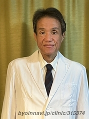 城東鶴見腎・泌尿器科クリニックの足立浩幸院長先生の写真
