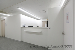 ユナイテッドクリニック浜松町院の外観/院内の写真