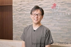 仁さくらクリニックの大原靖仁院長先生の写真