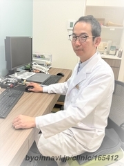 いずみ整形外科・せぼねクリニックの泉文一郎院長先生の写真
