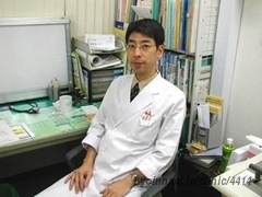 本郷内科クリニックの山﨑瑞樹院長先生の写真