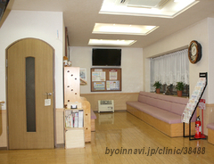 西原内科クリニックの外観/院内の写真