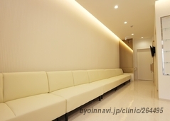 まりこ中町内科の外観/院内の写真