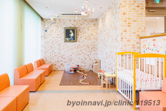 むらき小児科の外観/院内の写真