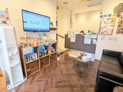 小泉デンタルクリニックの外観/院内の写真