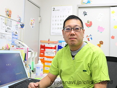 とのうちファミリークリニックの藤巻孝一郎院長先生の写真