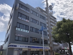 石川泌尿器科の外観/院内の写真