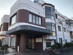 功能整形外科医院の外観/院内の写真