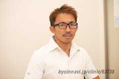 カンダデンタル・けやきウォークの神田浩之院長先生の写真