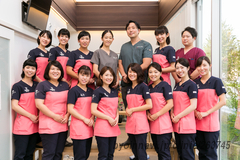 T’S DENTAL OFFICEの佐々木琢哉院長先生の写真