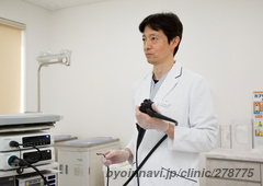 城北すずき内科クリニックの鈴木恒治院長先生の写真
