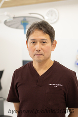 かわばた頭頸部クリニックの川畑隆之院長先生の写真