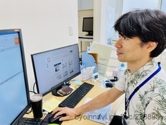 かりゆしファミリークリニックの院長先生の写真