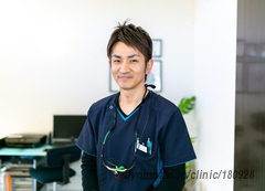 かたやまデンタルクリニックの院長先生の写真