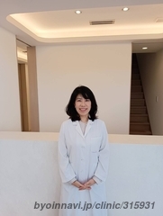 高井のりこレディースクリニックの高井紀子院長先生の写真
