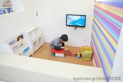 なないろ歯科クリニックの外観/院内の写真