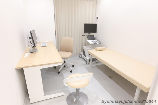 奈良西大寺まつき内科・内視鏡クリニックの外観/院内の写真