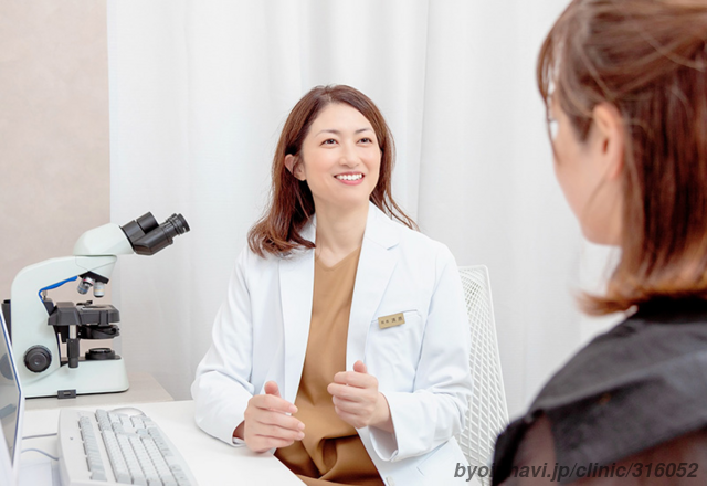 あまいろ皮ふ科の院長先生の写真