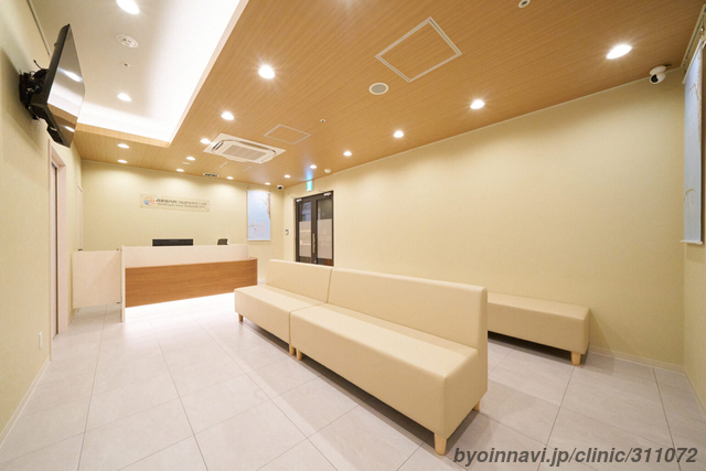 西新宿内科つながりクリニックの外観/院内の写真