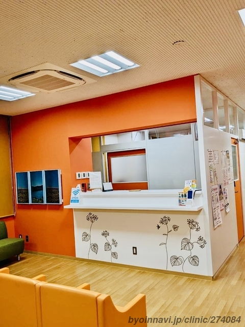 とみさわ甲状腺・乳腺と日帰り手術のクリニック盛岡の外観/院内の写真