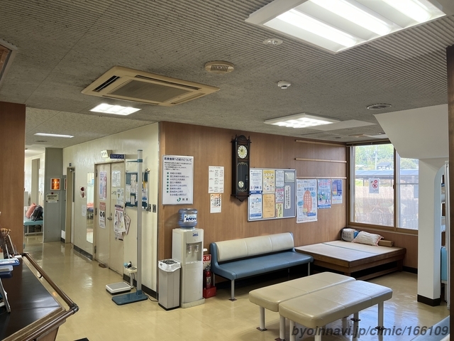 八並整形外科医院の外観/院内の写真