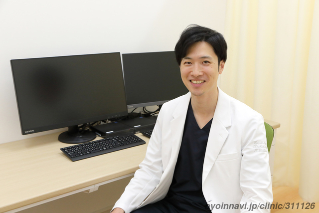 ゆかわ内科クリニックの湯川弘院長先生の写真