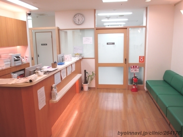 大井町中村眼科の外観/院内の写真