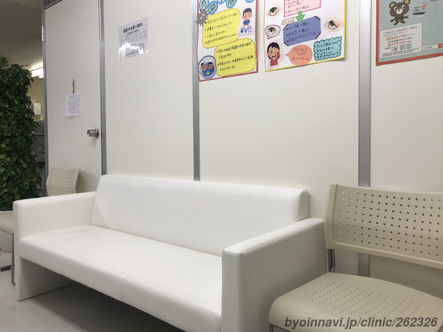 銀座中央通り眼科の外観/院内の写真