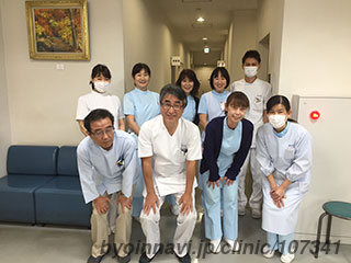 西本内科医院の理事長:西本光伸院長先生の写真