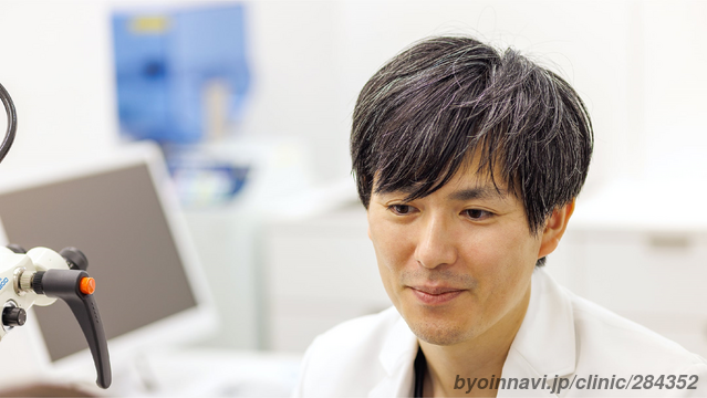 みはな耳鼻・甲状腺クリニックの三宅成智院長先生の写真