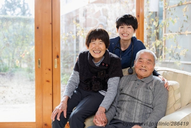 むすび在宅クリニックの香西友佳院長先生の写真