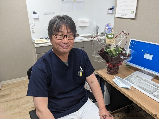 新浜町脳神経外科・内科クリニックの岩谷光貴院長先生の写真