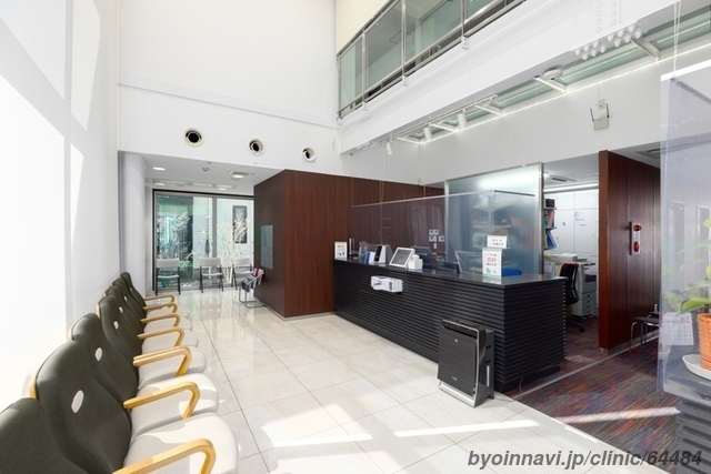 小山イーストクリニックの外観/院内の写真