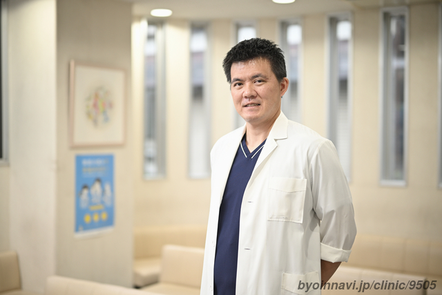梶原クリニックの梶原隆義院長先生の写真