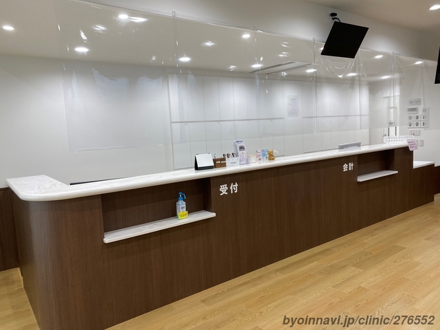 青梅駅前耳鼻咽喉科の外観/院内の写真