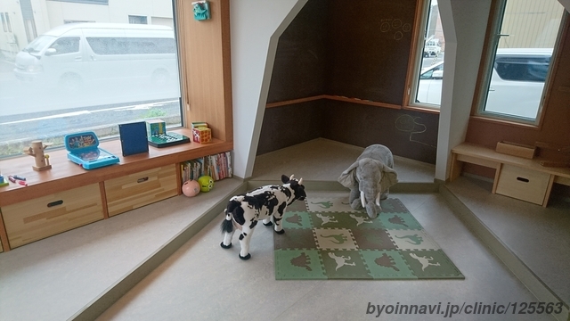 高屋歯科医院の外観/院内の写真