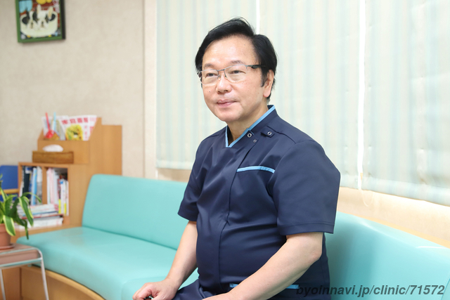 おきた内科クリニックの沖田英明院長先生の写真