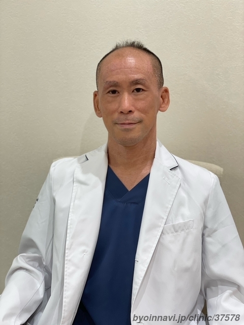 野本内科の[名誉院長]野本修平,[院長]野本大介院長先生の写真