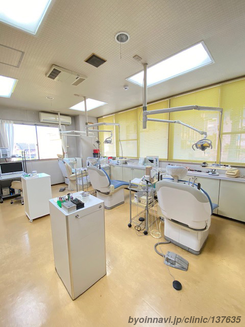 高田歯科医院の外観/院内の写真