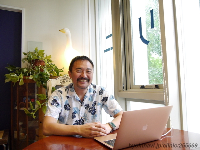 多摩かぜまち内科クリニックの田中健一郎院長先生の写真