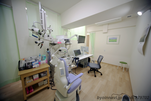 しおざわ耳鼻咽喉科の外観/院内の写真