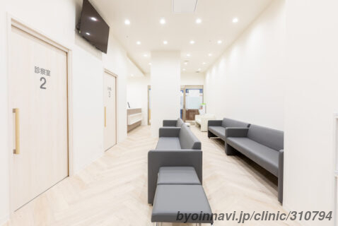 甲子園駅前おおした皮フ科クリニックの外観/院内の写真